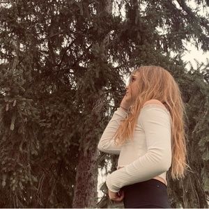 Meet your Posher, Theia